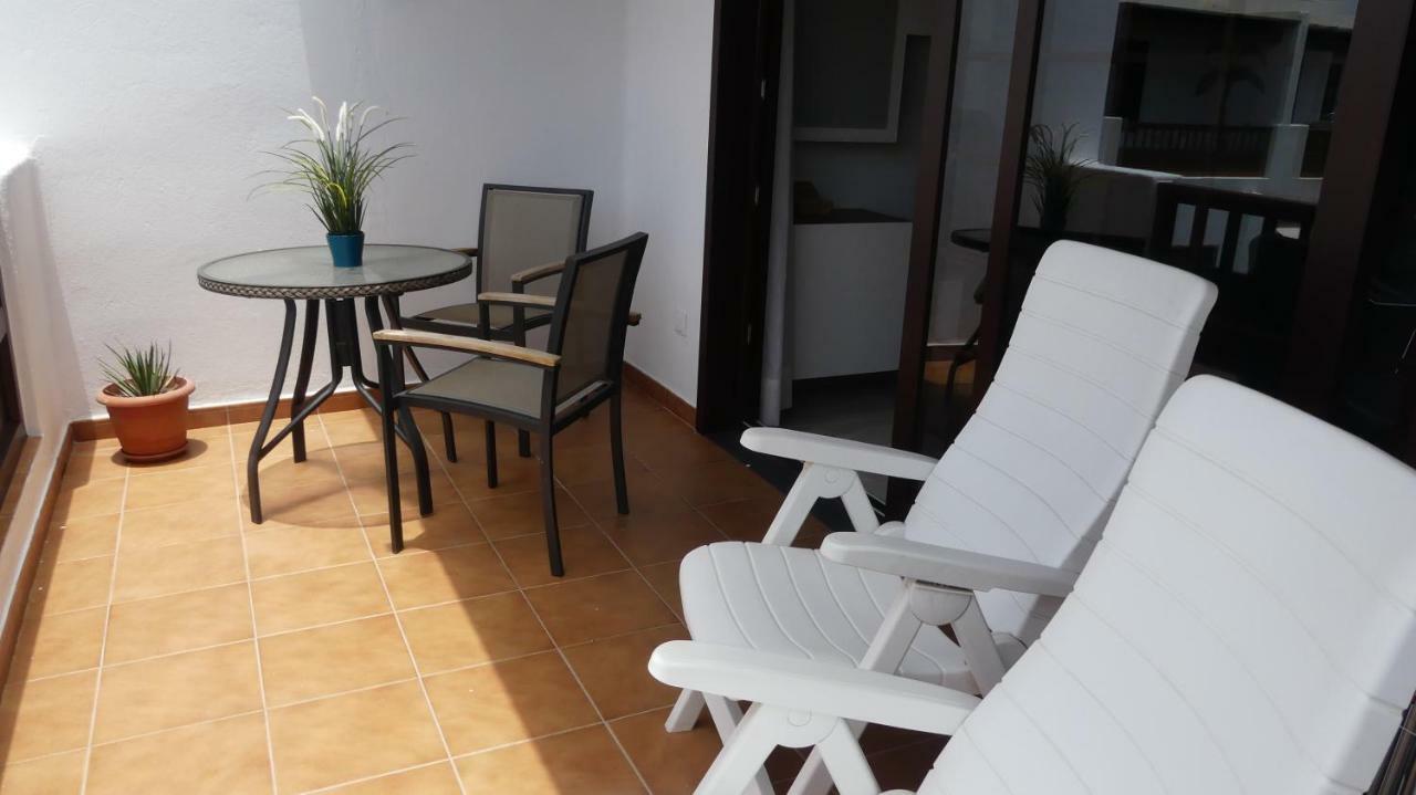 Beachside Jablillo Y Cucharas Costa Teguise Exterior photo