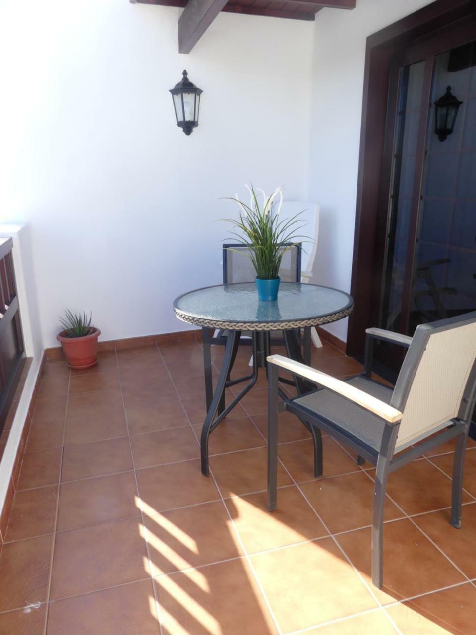 Beachside Jablillo Y Cucharas Costa Teguise Exterior photo